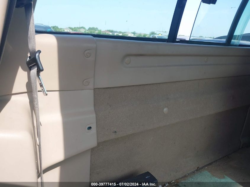 1997 Ford F-150 Lariat/Standard/Xl/Xlt VIN: 1FTDF17W1VKD75777 Lot: 39777415