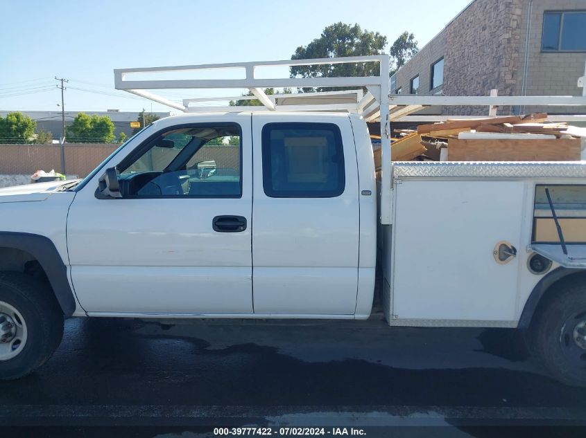 2004 Chevrolet Silverado 2500Hd Work Truck VIN: 1GBHC29U74E178268 Lot: 39777422