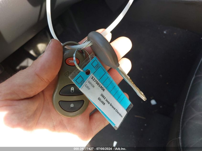 2002 Jeep Grand Cherokee Limited VIN: 1J4GW58N92C100913 Lot: 39777427