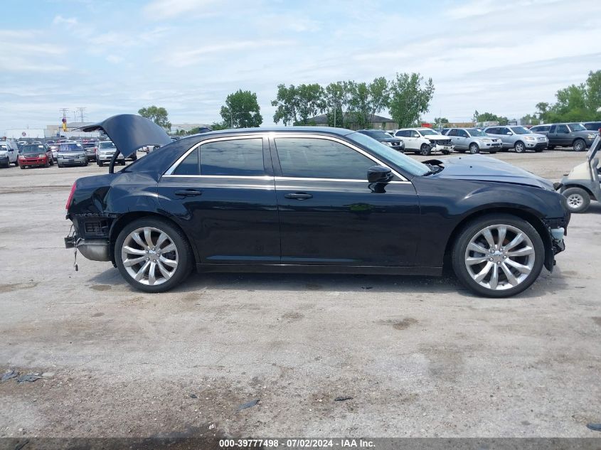 2019 Chrysler 300 Touring VIN: 2C3CCAAG6KH760846 Lot: 39777498