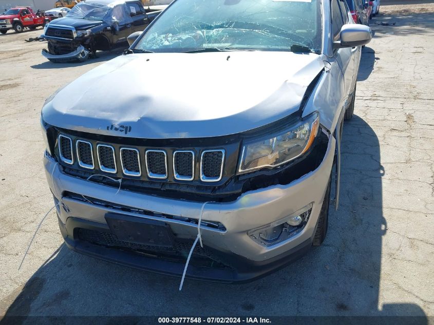 2018 Jeep Compass Sun And Wheel Fwd VIN: 3C4NJCBBXJT500335 Lot: 39777548