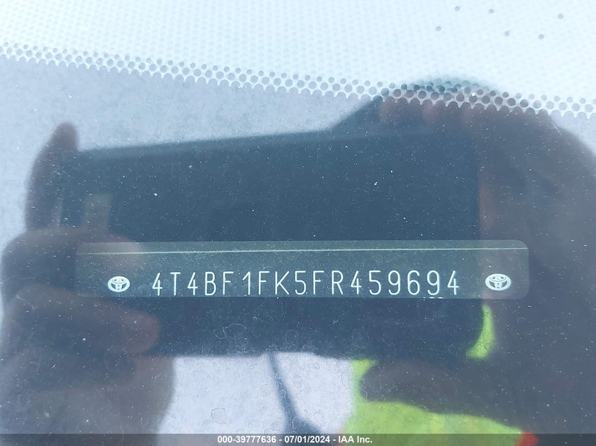 2015 Toyota Camry Le VIN: 4T4BF1FK5FR459694 Lot: 39777636