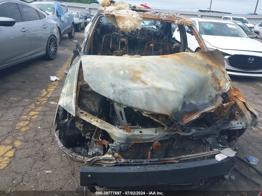 2000 Toyota Avalon Xl/Xls VIN: 4T1BF28B3YU050335 Lot: 39777697