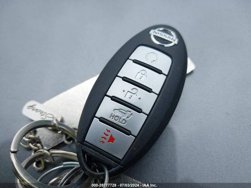 2017 Nissan Rogue Sl VIN: JN8AT2MV8HW285184 Lot: 39777728