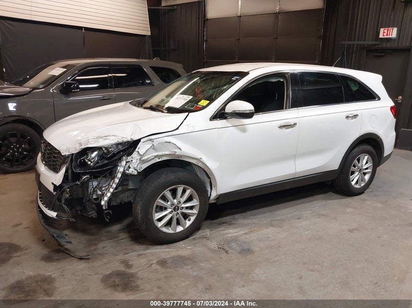 2019 Kia Sorento 2.4L Lx VIN: 5XYPG4A32KG568581 Lot: 39777745