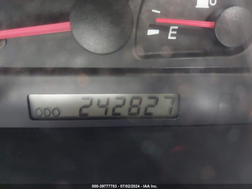 2003 Toyota Camry Le VIN: 4T1BE32K63U705436 Lot: 39777783