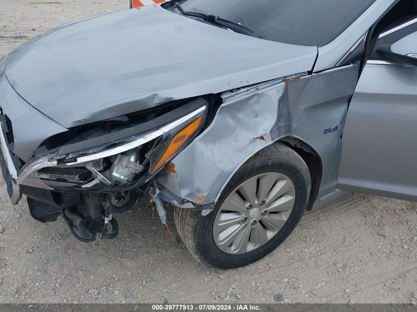 2016 Hyundai Sonata Hybrid Se VIN: KMHE24L13GA016172 Lot: 39777913