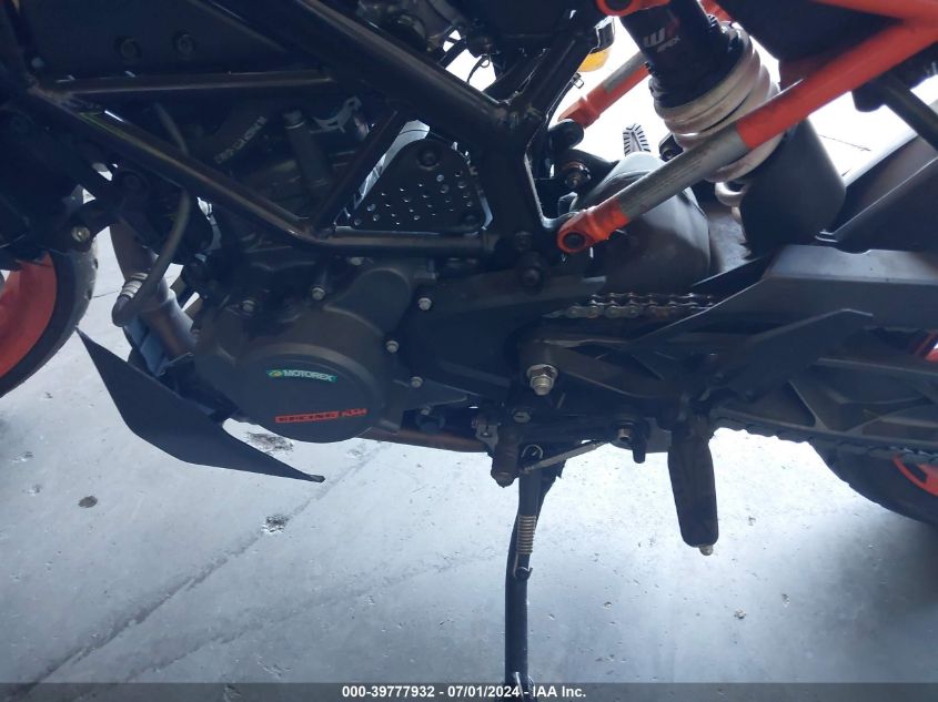 2023 Ktm 200 Duke VIN: MD2JPC404PC019407 Lot: 39777932