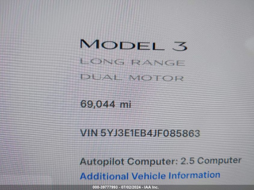 2018 Tesla Model 3 Long Range/Performance VIN: 5YJ3E1EB4JF085863 Lot: 39777993