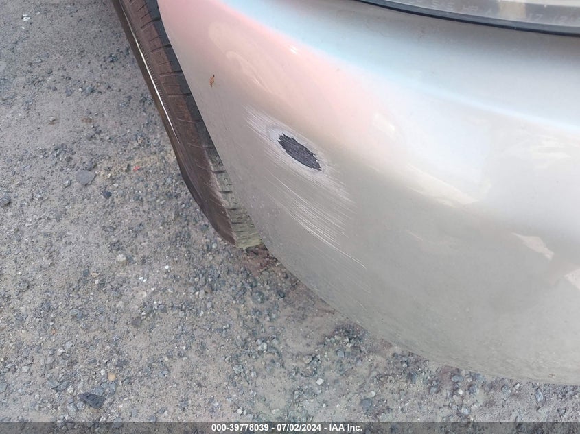 2011 Chevrolet Silverado 1500 Lt VIN: 3GCPCSEA0BG264675 Lot: 39778039