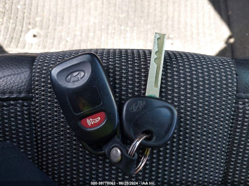 2012 Hyundai Veloster Base W/Black VIN: KMHTC6AD9CU035380 Lot: 39778063