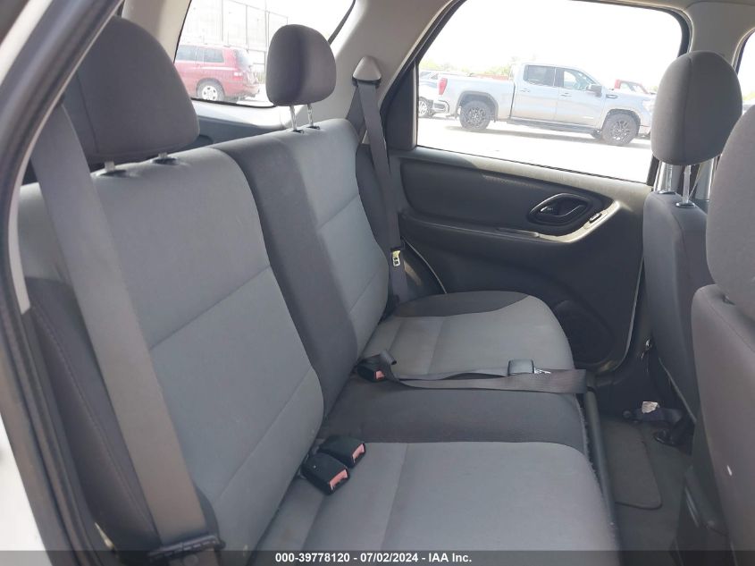 2004 Ford Escape Xls VIN: 1FMYU02174KA14867 Lot: 39778120