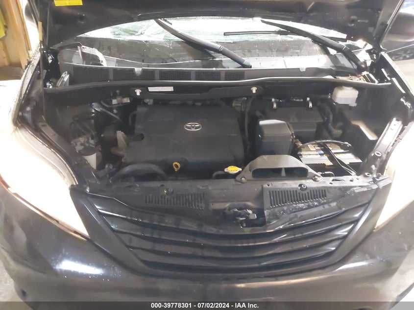 2011 Toyota Sienna Base V6 VIN: 5TDZK3DC7BS127528 Lot: 39778301