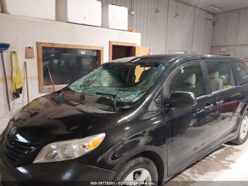 2011 Toyota Sienna Base V6 VIN: 5TDZK3DC7BS127528 Lot: 39778301