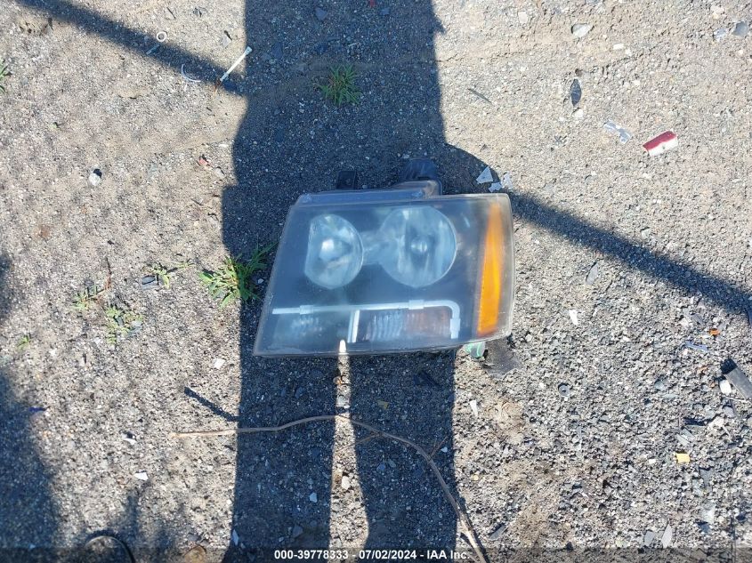 2010 Chevrolet Tahoe Lt VIN: 1GNMCBE33AR132083 Lot: 39778333