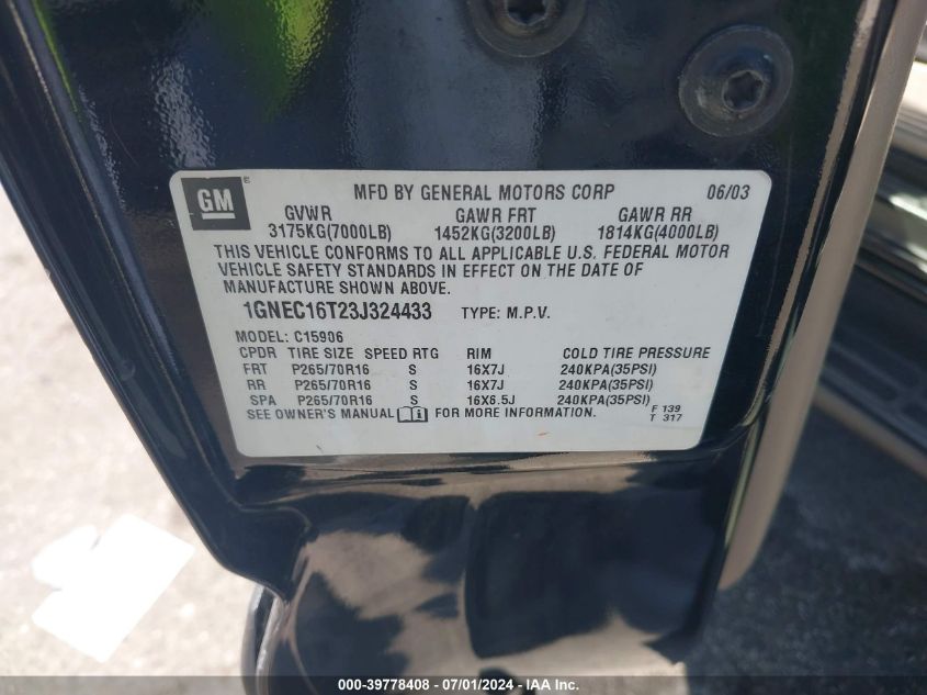 2003 Chevrolet Suburban 1500 Lt VIN: 1GNEC16T23J324433 Lot: 39778408