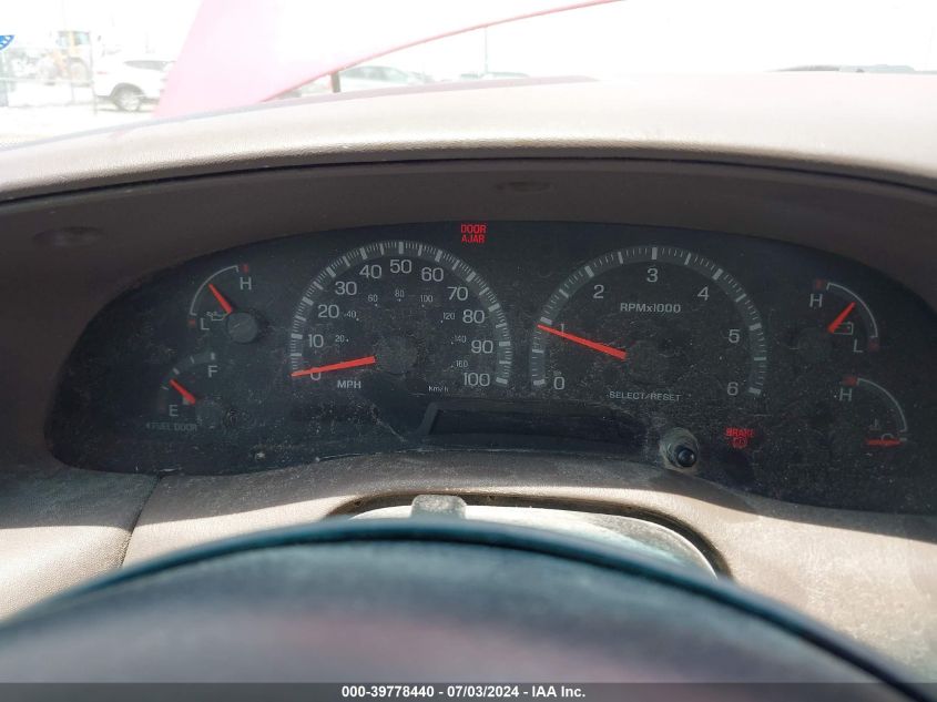 1999 Ford F150 VIN: 1FTRF18W4XNB14312 Lot: 39778440