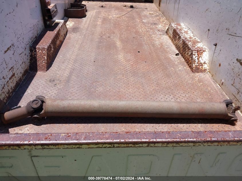 1999 Ford F-450 Lariat/Xl/Xlt VIN: 3FDXF46F1XMA24634 Lot: 39778474