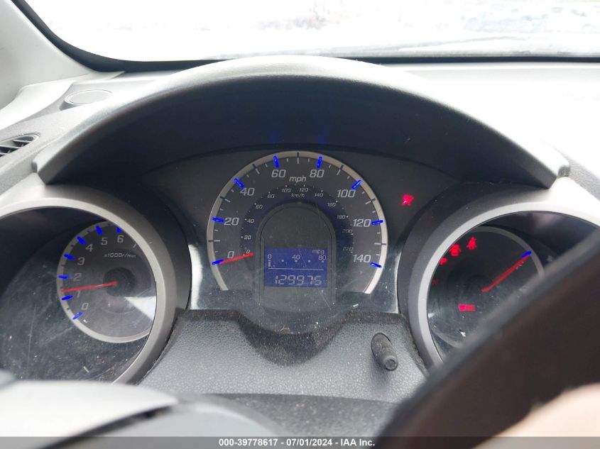 2011 Honda Fit VIN: JHMGE8H32BC025236 Lot: 39778617