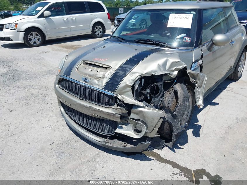 2009 Mini Cooper S VIN: WMWMF73509TW85352 Lot: 39778696