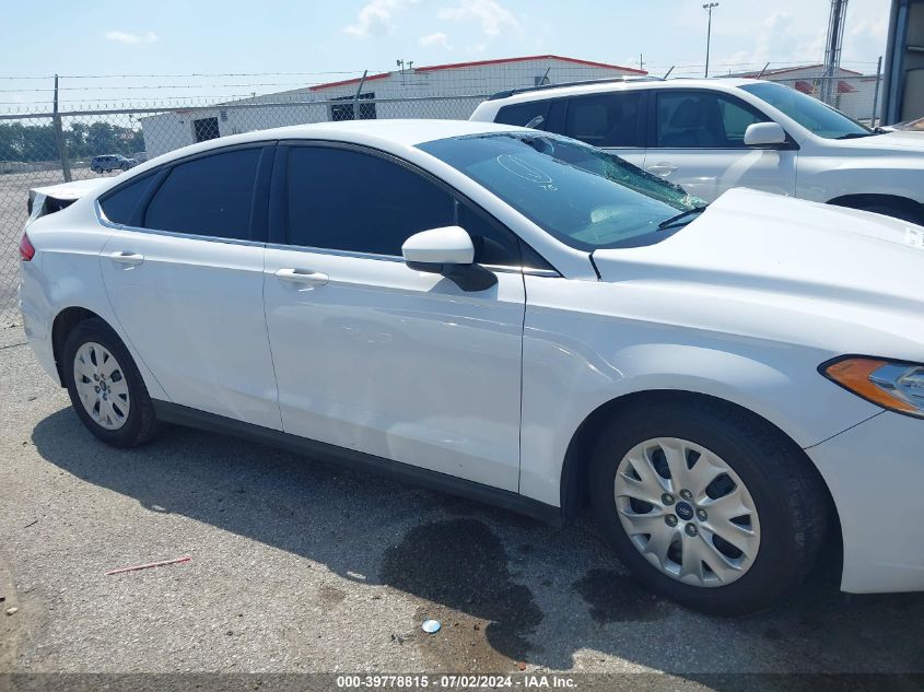 2020 Ford Fusion S VIN: 3FA6P0G79LR153706 Lot: 39778815