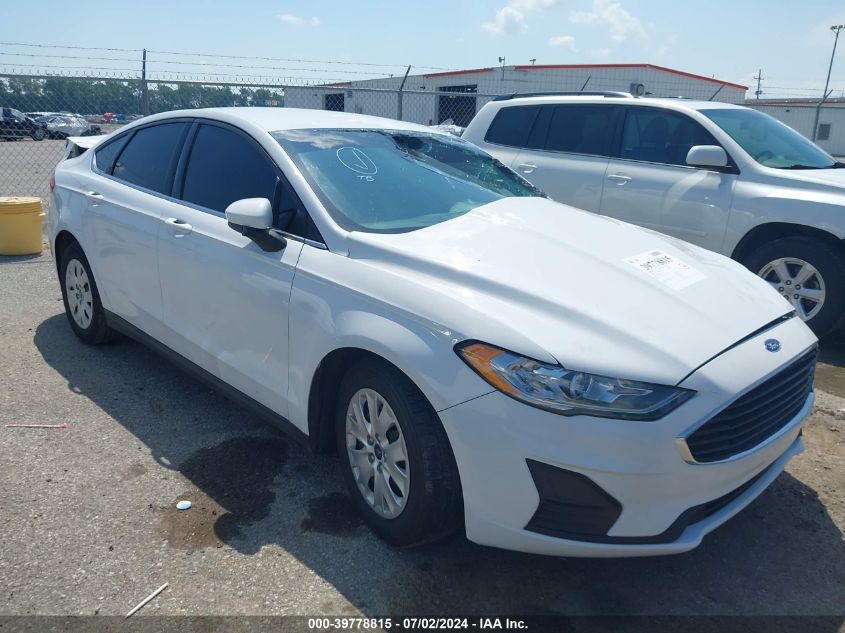 2020 Ford Fusion S VIN: 3FA6P0G79LR153706 Lot: 39778815