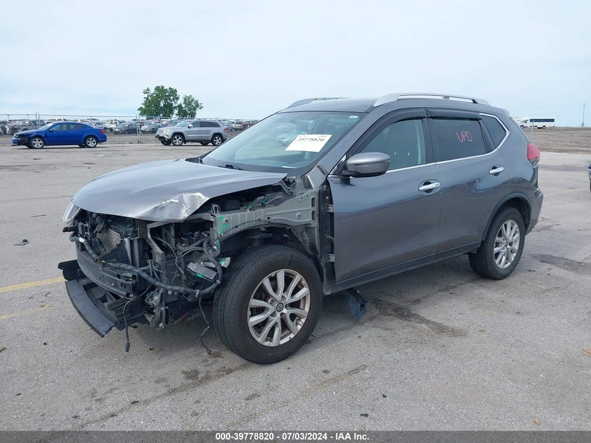 VIN KNMAT2MV9HP582387 2017 NISSAN ROGUE SV