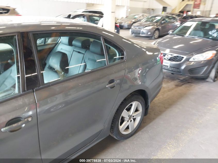 2011 Volkswagen Jetta 2.0L Tdi VIN: 3VWLL7AJ2BM070861 Lot: 39778838