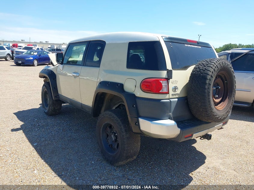 2008 Toyota Fj Cruiser VIN: JTEZU11F78K002165 Lot: 39778932