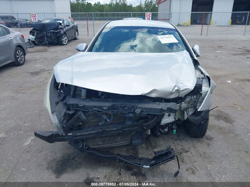 2015 Hyundai Sonata Limited VIN: 5NPE34AF8FH204628 Lot: 39778952