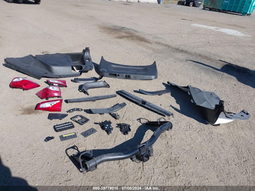 2018 Chevrolet Equinox Lt VIN: 2GNAXTEX5J6226347 Lot: 39779010