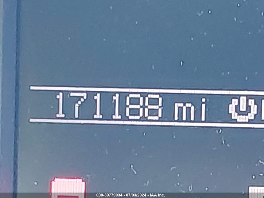 2011 Jeep Grand Cherokee Laredo VIN: 1J4RR4GG2BC557835 Lot: 39779034