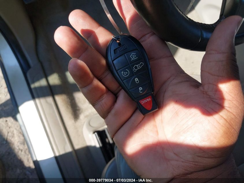 2011 Jeep Grand Cherokee Laredo VIN: 1J4RR4GG2BC557835 Lot: 39779034