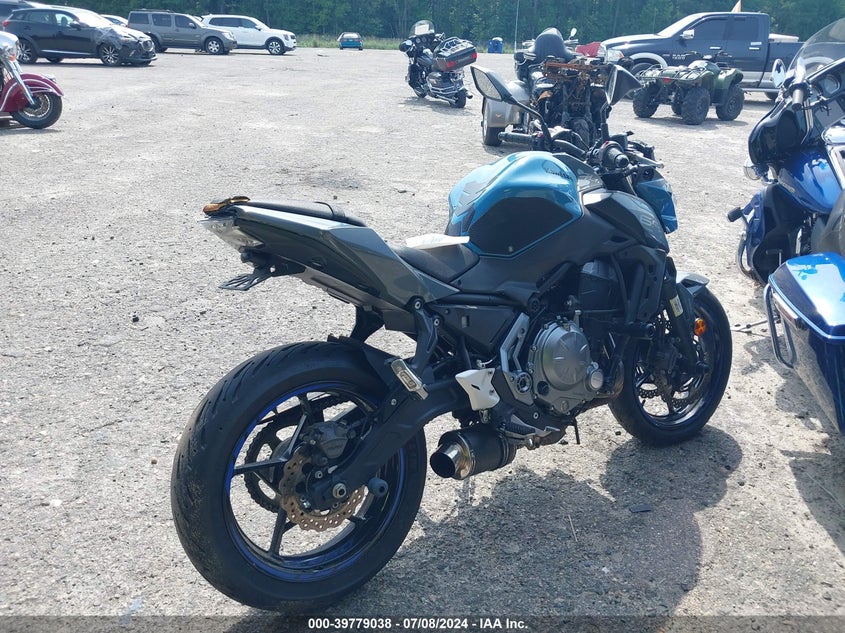 VIN JKAEREH15KDA37561 2019 KAWASAKI ER650 H