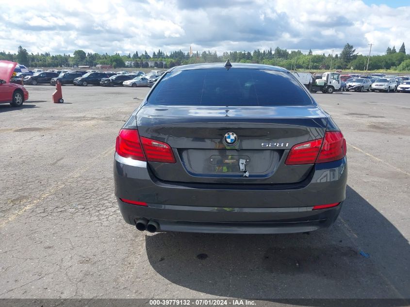 2012 BMW 528I VIN: WBAXG5C53CDY30111 Lot: 39779132