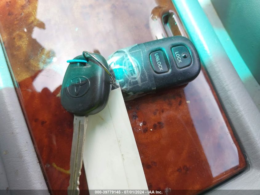 2005 Toyota Highlander Limited V6 VIN: JTEEP21A550101798 Lot: 39779145