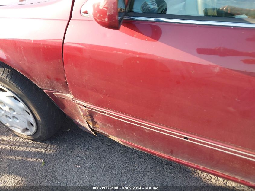 1999 Toyota Camry Le VIN: JT2BG22K2X0270252 Lot: 39779198