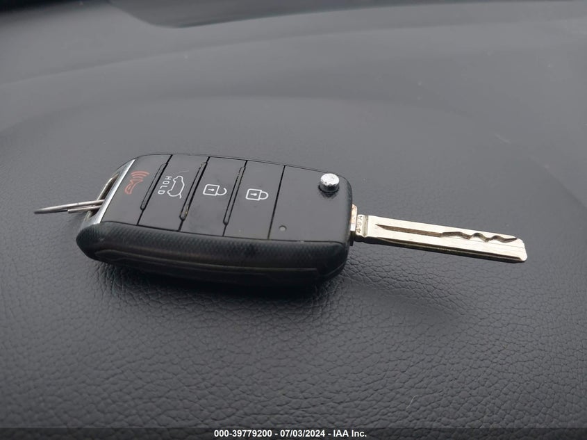 2015 KIA SOUL + - KNDJP3A58F7149607