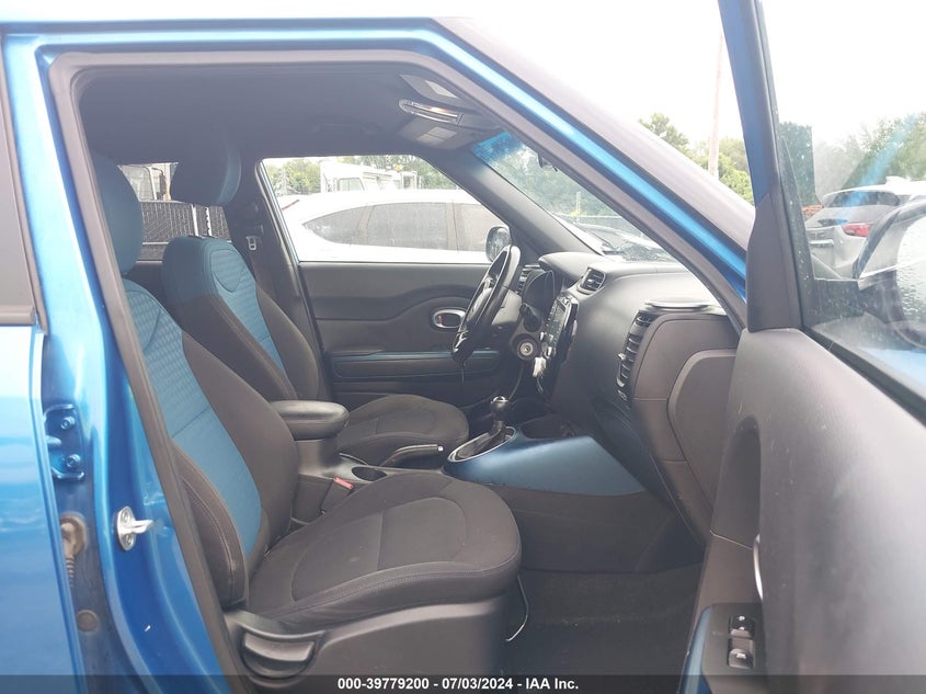 2015 KIA SOUL + - KNDJP3A58F7149607