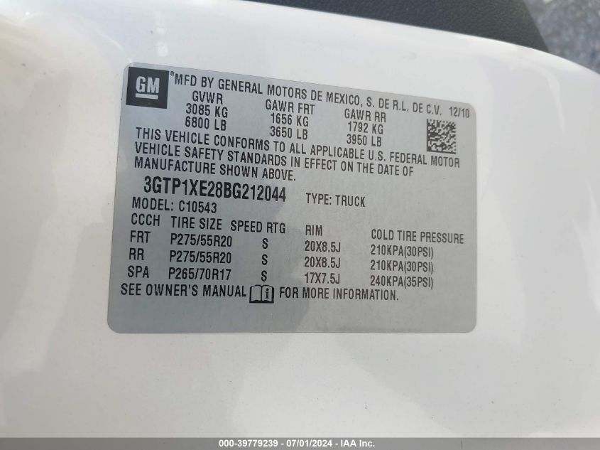 2011 GMC Sierra 1500 Denali VIN: 3GTP1XE28BG212044 Lot: 39779239