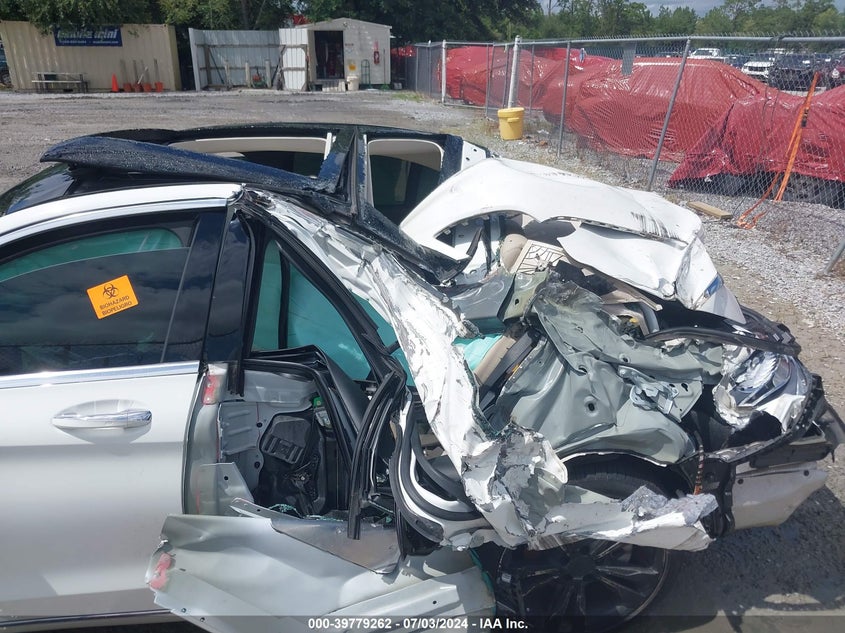 2015 MERCEDES-BENZ C 300 LUXURY/SPORT - 55SWF4JB0FU089870