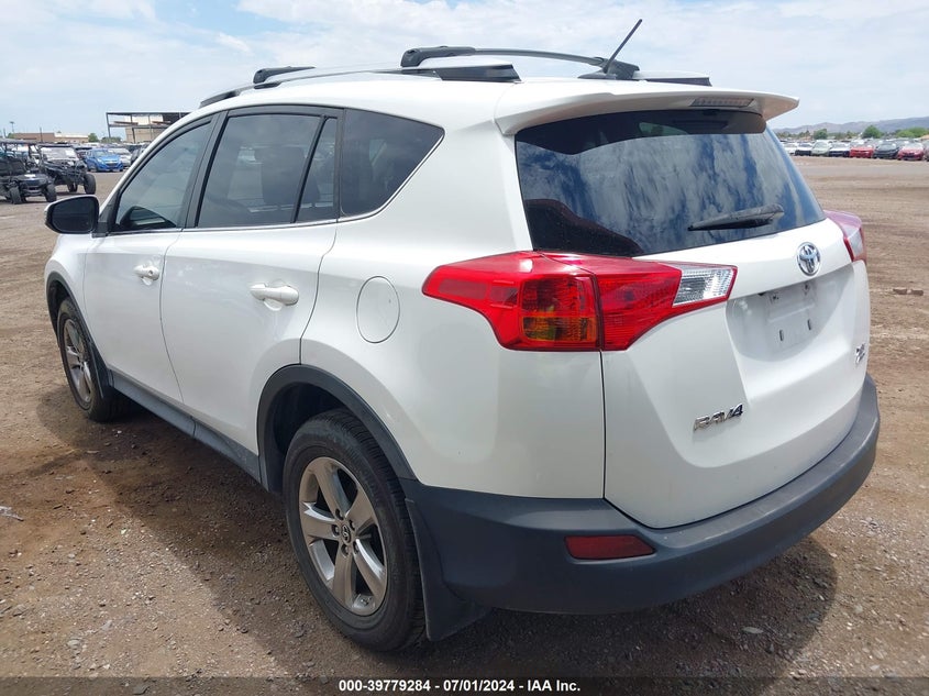 2015 TOYOTA RAV4 XLE - JTMRFREV0FJ035851