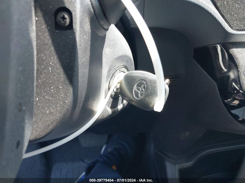 2015 TOYOTA PRIUS C - JTDKDTB38F1089292