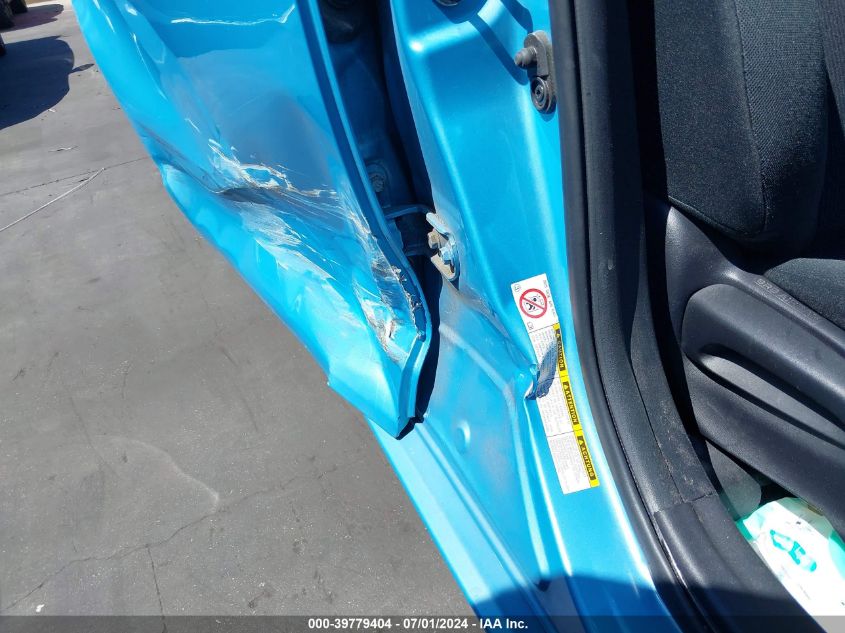 2015 TOYOTA PRIUS C - JTDKDTB38F1089292