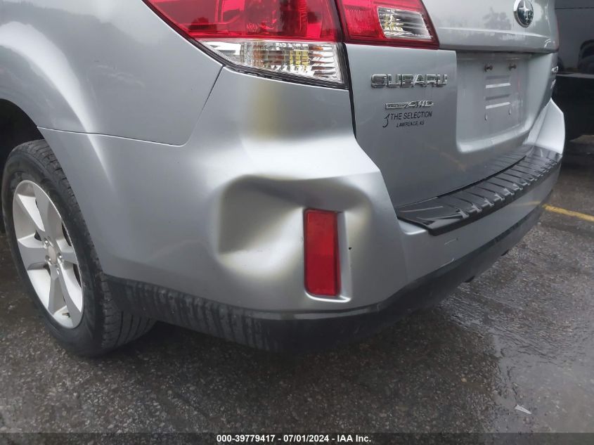 2014 Subaru Outback 2.5I Premium VIN: 4S4BRBCC4E3200400 Lot: 39779417