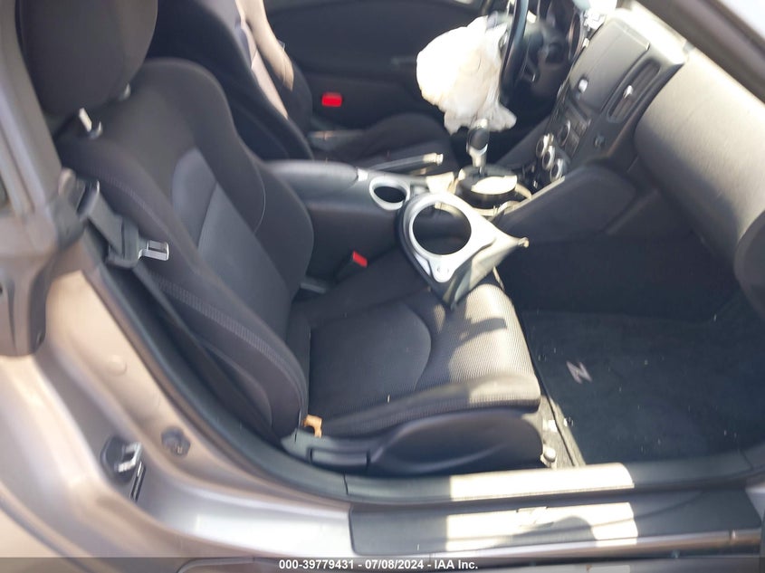 2010 Nissan 370Z VIN: JN1AZ4FH3AM301051 Lot: 39779431