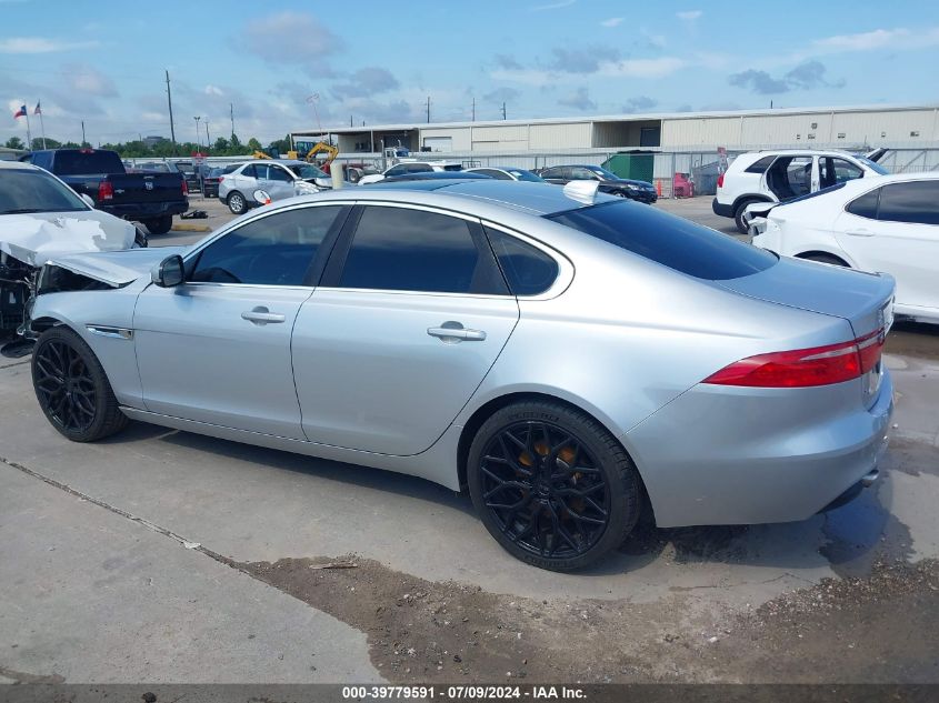 SAJBR4FX8JCY56416 2018 Jaguar Xf 25T