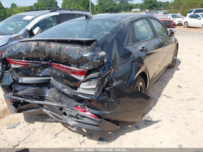 2023 HYUNDAI ELANTRA 2.0L I4   N(VIN: KMHLS4AG1PU557055