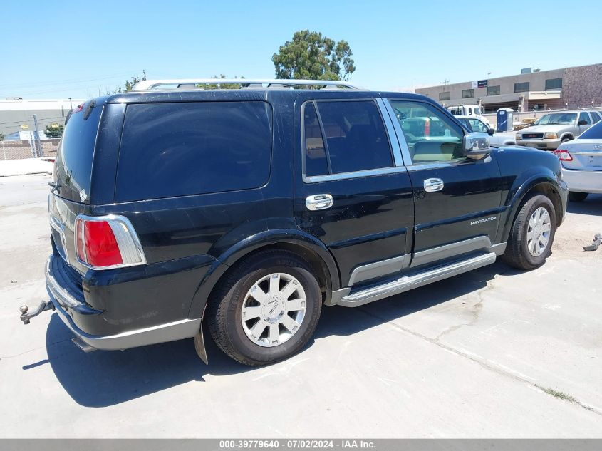 5LMFU27R64LJ32692 2004 Lincoln Navigator