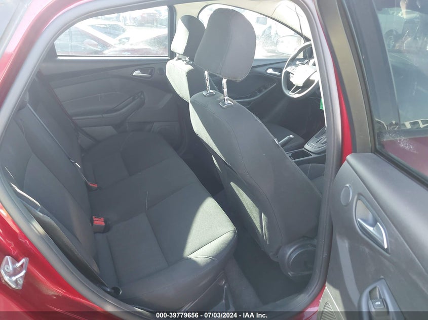 2017 Ford Focus Sel VIN: 1FADP3H28HL214836 Lot: 39779656